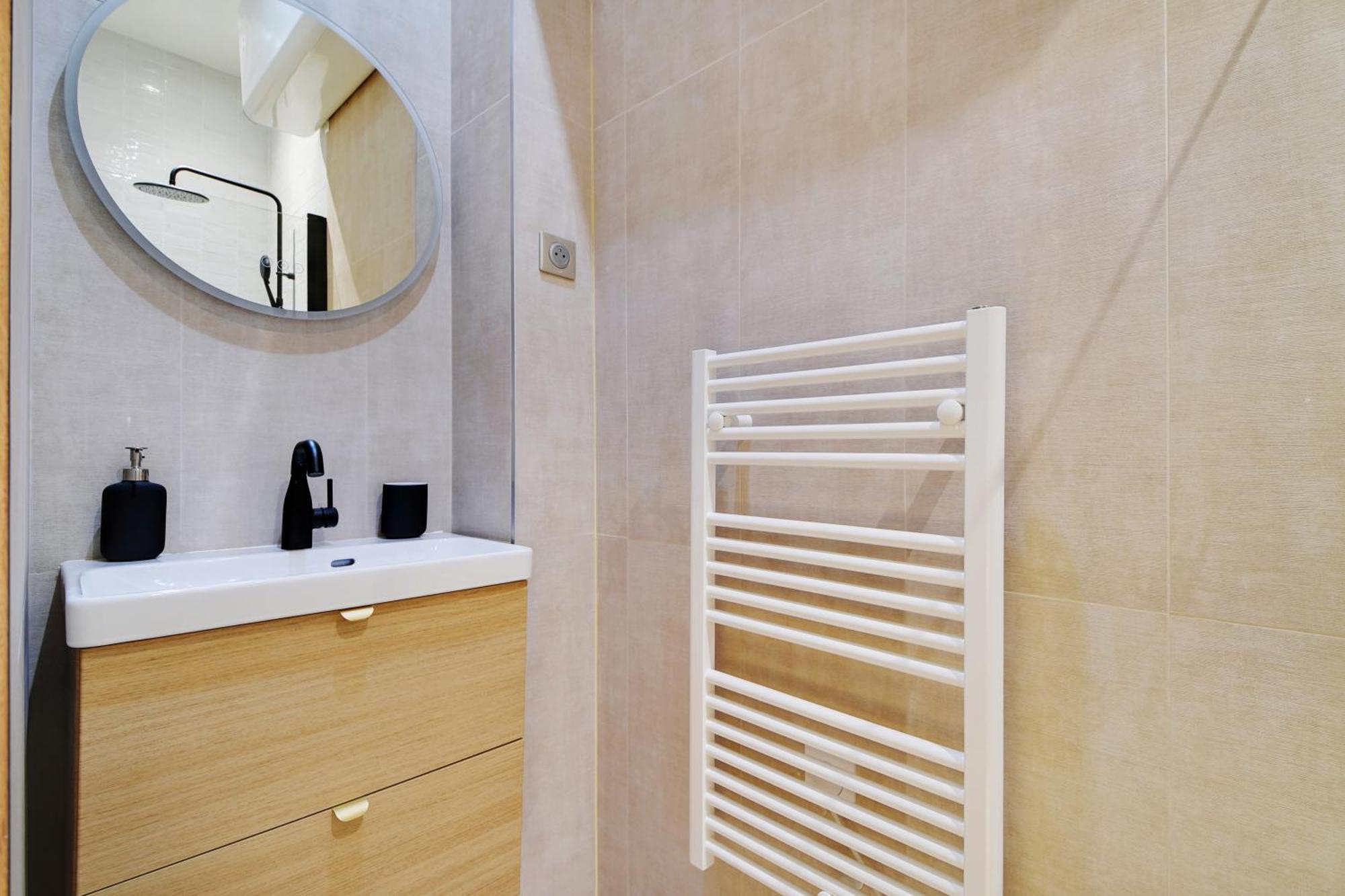 Superbe Appartement- 7P- Sacre Coeur Ramey I Paris Exteriör bild